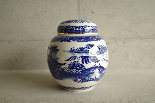 リントンズ　ウィローパターンのティーキャディー 人気のウィロー柄がこんなに集まりました！ | Ringtons Tea