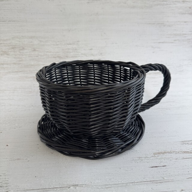 ハロウィン　グッズ　まとめて　海外　アンティーク　パーティー　バスケット　色々 ◎ティーカップ型のハロウィンハンパー (黒色のバスケット)付き